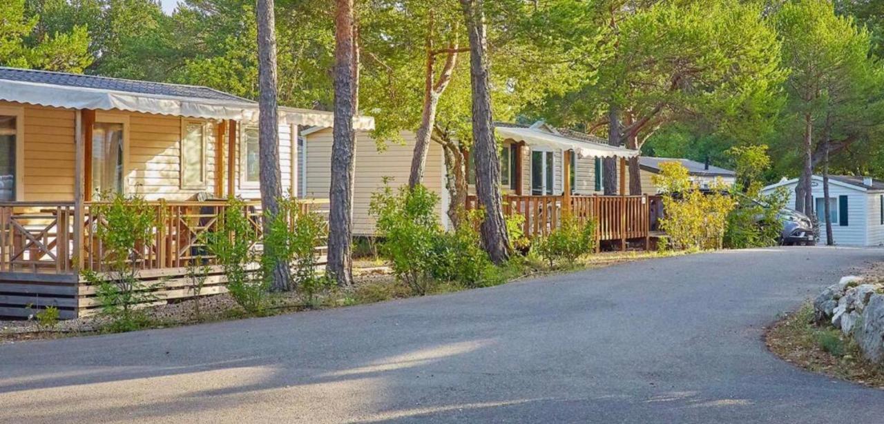 Mobil-Home Dans Camping 4* Saint-Laurent-du-Verdon Dış mekan fotoğraf
